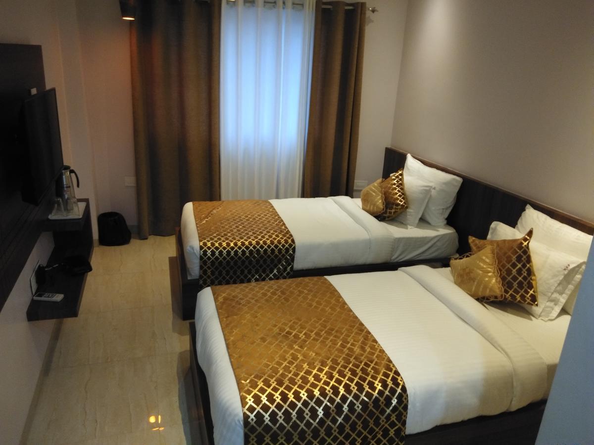 Hotel Khetan Palace Katihar Exteriör bild